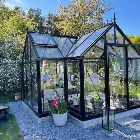 Villa Modern Large House In Stavern With Sea View, Close To Beaches, Large Garden And Pool Larvik