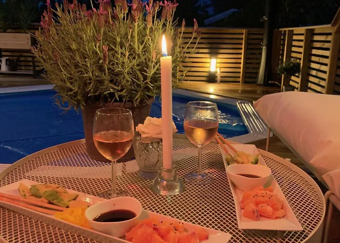 Modern Large House In Stavern With Sea View, Close To Beaches, Large Garden And Pool Villaer Larvik