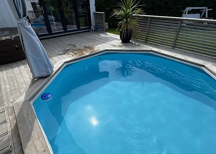 Villaer Modern Large House In Stavern With Sea View, Close To Beaches, Large Garden And Pool Larvik