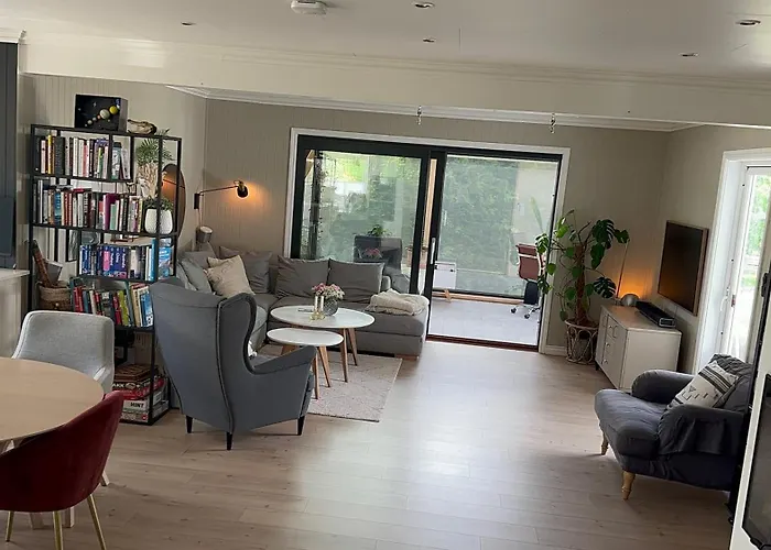 Villaer Modern Large House In Stavern With Sea View, Close To Beaches, Large Garden And Pool