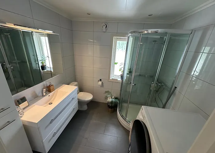 Modern Large House In Stavern With Sea View, Close To Beaches, Large Garden And Pool Villaer Larvik